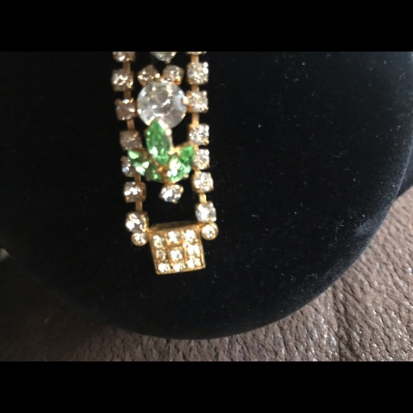 Rhinestone white green leaf design bracelet. - Picture 2 of 4